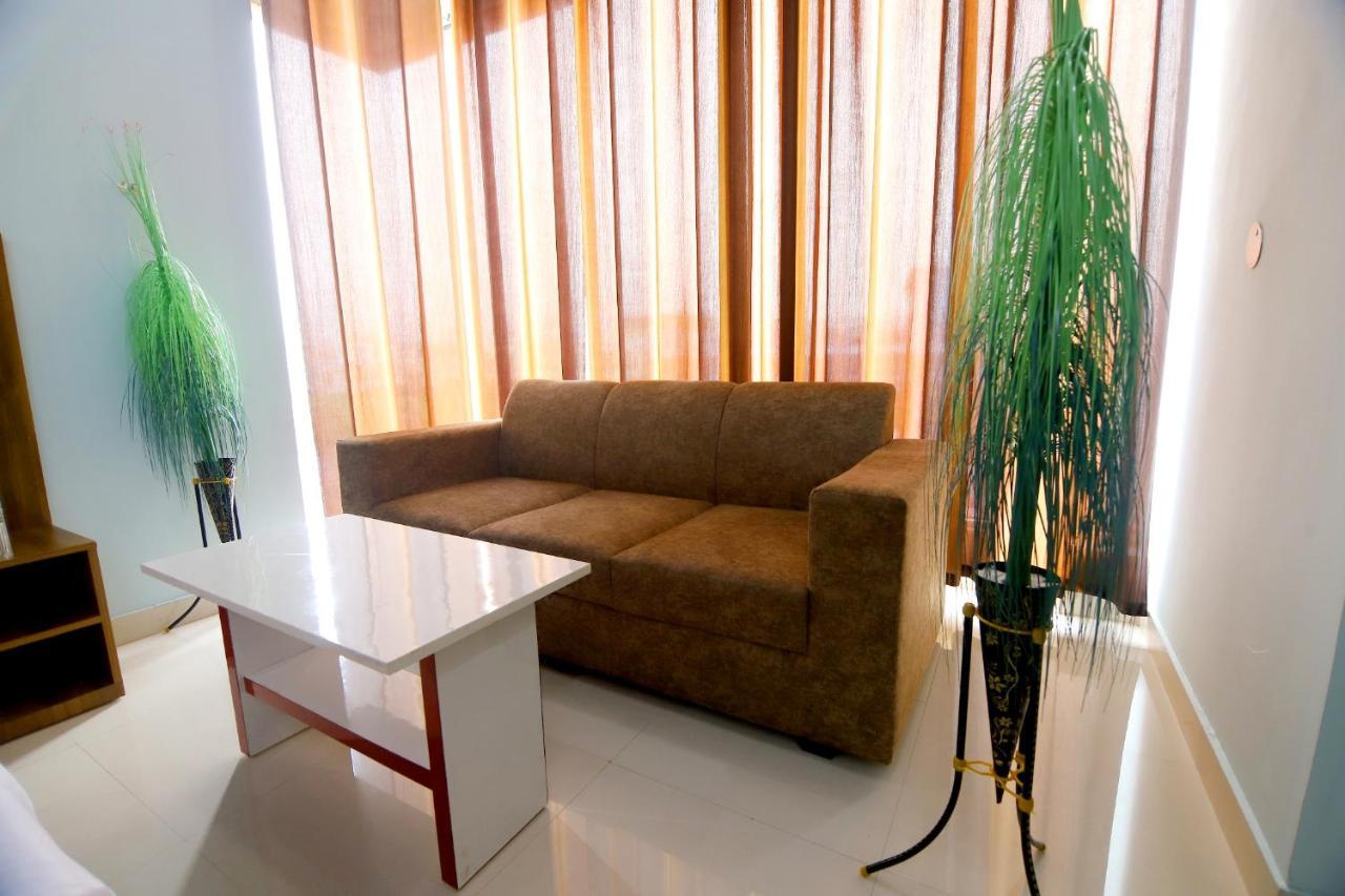 Hotel Comfort Inn Homestay Dehradun Exteriör bild