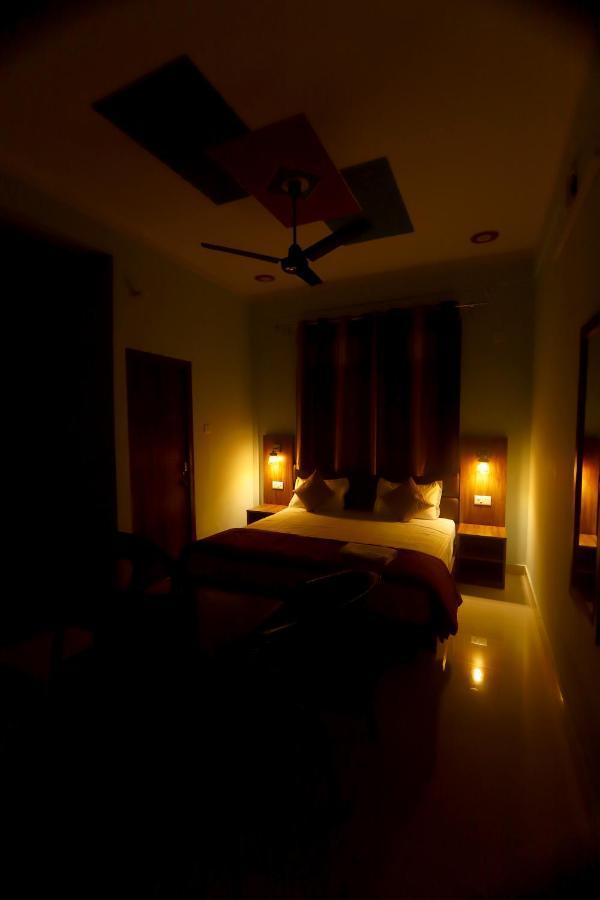 Hotel Comfort Inn Homestay Dehradun Exteriör bild